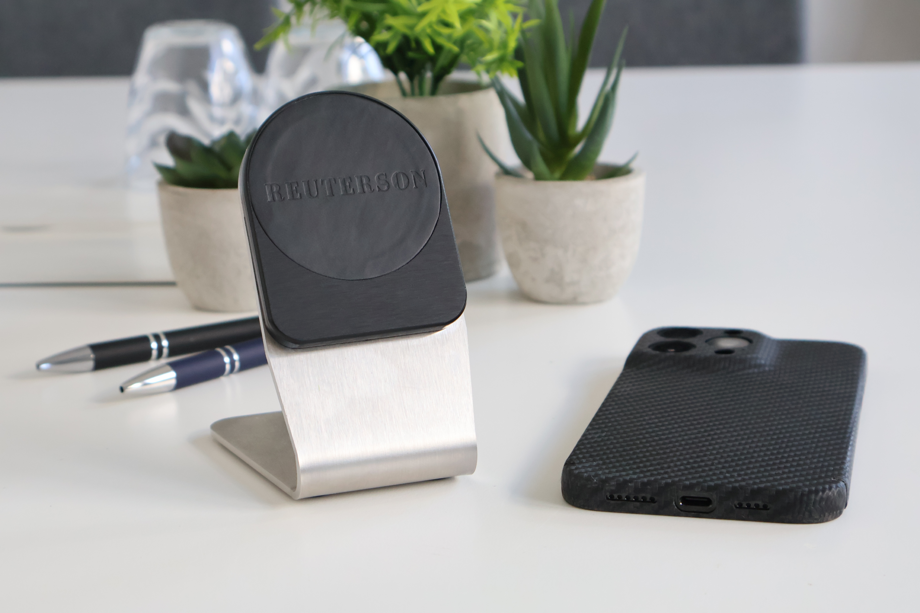 Tischhalter auf Tisch stehend